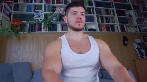 Snapshot of arilass chatting on September 18, 9:44 am A n g e l f r o m H e l l online show from September 18, 9:44 am