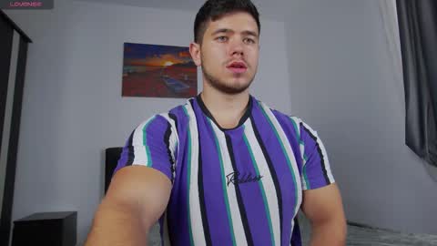 Snapshot of arilass chatting on November 4, 7:29 am A n g e l f r o m H e l l online show from November 4, 7:29 am