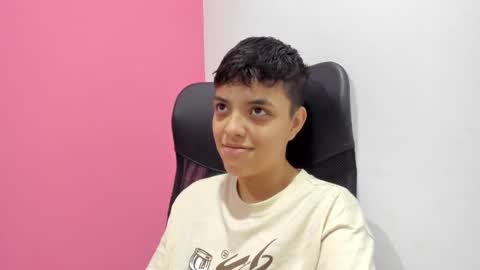 Aria  Cholee online show from March 27, 1:44 pm