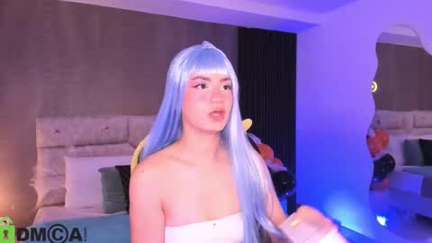 Snapshot of arinextdoor chatting on November 1, 1:51 am Ari online show from November 1, 1:51 am