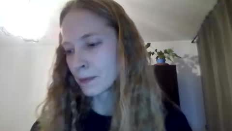 arionette online show from April 14, 6:14 pm