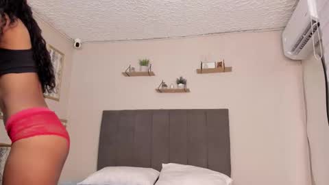 Aris Emma online show from October 26, 7:20 pm