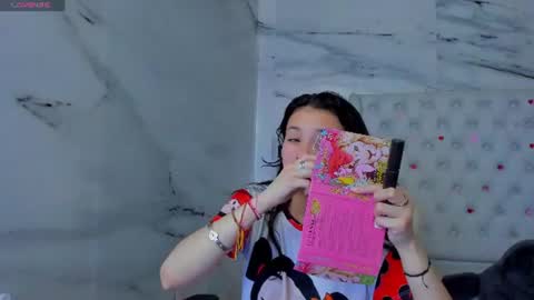 arisha_lee2 online show from June 12, 1:26 am