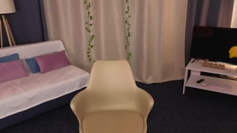 Arisha online show from June 23, 2:26 pm