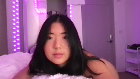 Snapshot of aristanbelle chatting on November 9, 5:06 am Aristan Belle online show from November 9, 5:06 am