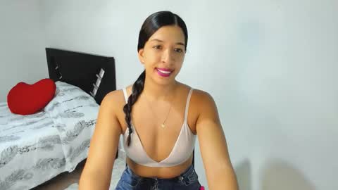 aristena_01 online show from March 25, 1:11 am
