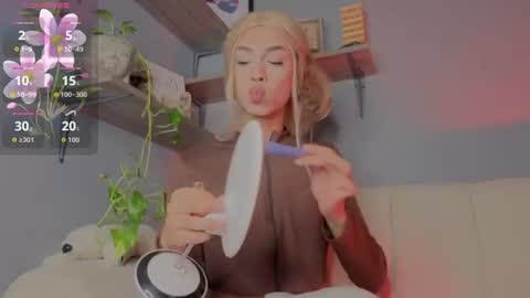 Snapshot of arisunshine77 chatting on July 7, 4:26 am arisunshine77 online show from July 7, 4:26 am