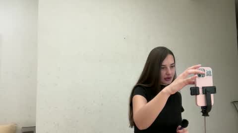 arivelle online show from November 17, 11:27 am