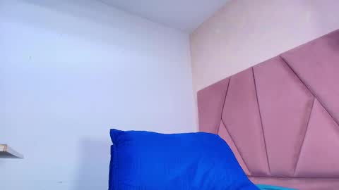 Snapshot of arleth_1 chatting on March 4, 3:00 am Arleth online show from March 4, 3:00 am