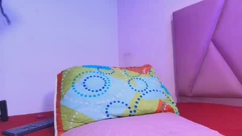 Snapshot of arleth_1 chatting on October 16, 3:18 am Arleth online show from October 16, 3:18 am