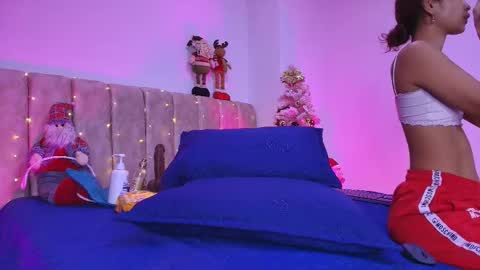 Snapshot of arleth_1 chatting on December 3, 3:03 am Arleth online show from December 3, 3:03 am