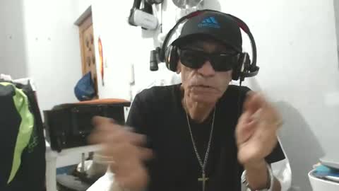 armaduradeacero online show from February 6, 1:54 am