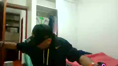 Snapshot of armaduradeacero chatting on July 16, 2:28 am armaduradeacero online show from July 16, 2:28 am