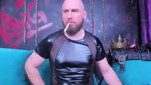 Armando online show from June 4, 6:25 pm