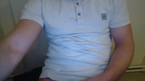 Snapshot of armandoueeal chatting on February 4, 7:42 pm armandoueeal online show from February 4, 7:42 pm