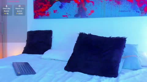 Snapshot of arminjones1 chatting on February 6, 5:03 am online show from February 6, 5:03 am