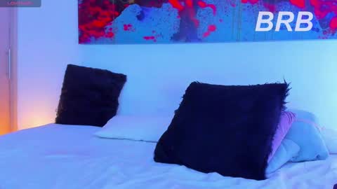 Snapshot of arminjones1 chatting on February 26, 6:37 am online show from February 26, 6:37 am