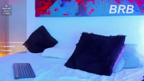 Snapshot of arminjones1 chatting on March 6, 5:46 am online show from March 6, 5:46 am