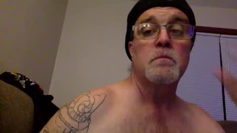Snapshot of armyguy5311 chatting on June 5, 6:42 am armyguy5311 online show from June 5, 6:42 am