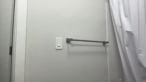 arnicbod online show from October 18, 7:47 pm