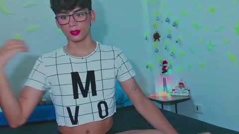 Arnold online show from December 8, 10:57 pm