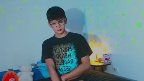 Arnold online show from March 4, 8:05 pm