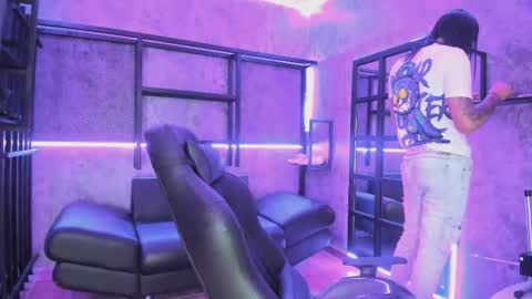 Arohom Lester online show from January 8, 11:23 am