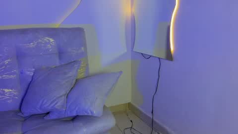 ARON online show from April 18, 7:58 pm