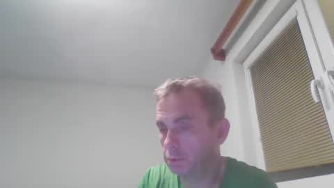 aromannn online show from December 1, 5:35 pm