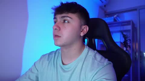 aron__cooper online show from April 21, 3:13 am