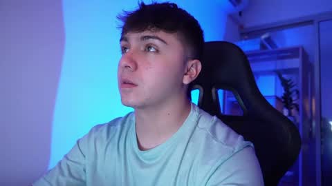 aron__cooper online show from April 22, 3:13 pm