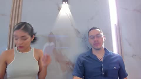 aron and molly online show from November 13, 12:15 pm