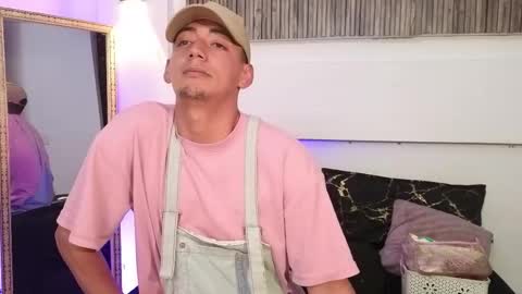 aron online show from December 5, 12:19 am