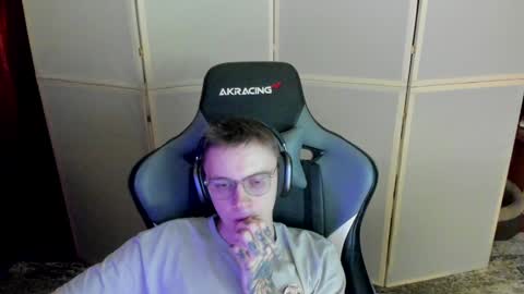 biggest penis  online show from December 4, 7:34 pm