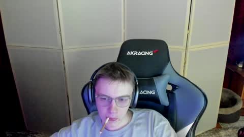 biggest penis  online show from December 5, 4:55 pm