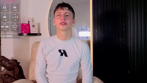  your aron  online show from October 30, 3:08 am