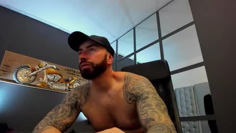 AronGrant online show from January 20, 7:25 am