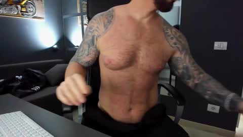 AronGrant online show from February 2, 11:51 am