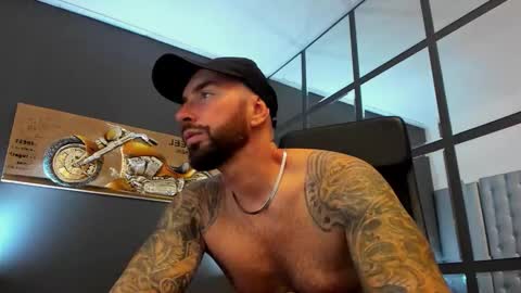 AronGrant online show from September 11, 8:58 am