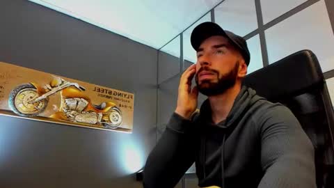 AronGrant online show from November 24, 10:48 am