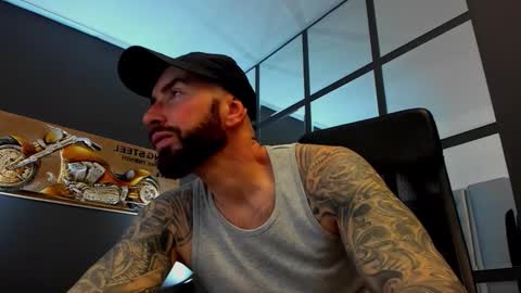 AronGrant online show from March 22, 9:23 am