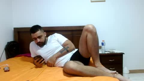 aronmiller online show from September 15, 9:04 pm