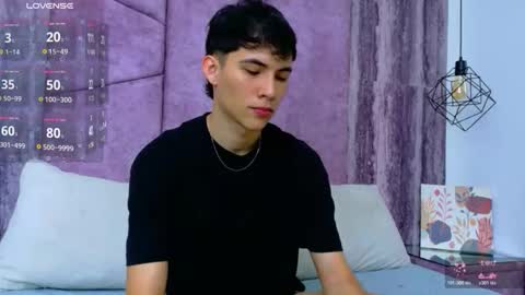 Arontawers online show from April 24, 7:27 pm