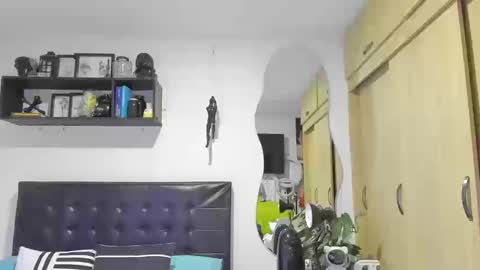 ARON  Independent model  online show from September 17, 1:29 am