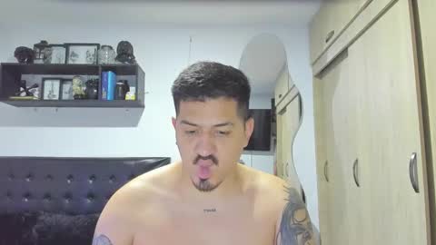 ARON  Independent model  online show from December 19, 12:50 am