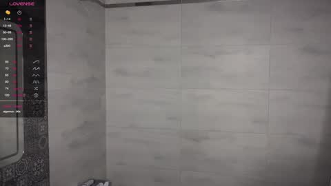 Aron and Phil solo online show from January 11, 7:05 pm