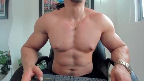 Snapshot of aroon_connor chatting on February 12, 8:50 pm   online show from February 12, 8:50 pm