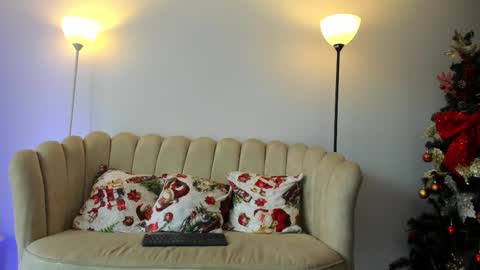   online show from December 13, 10:04 pm