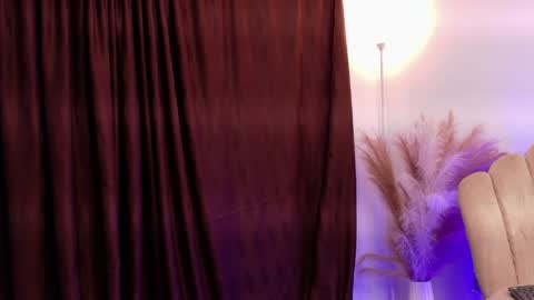   online show from May 15, 11:34 pm