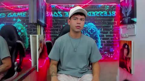 Aroon   online show from March 20, 4:50 am